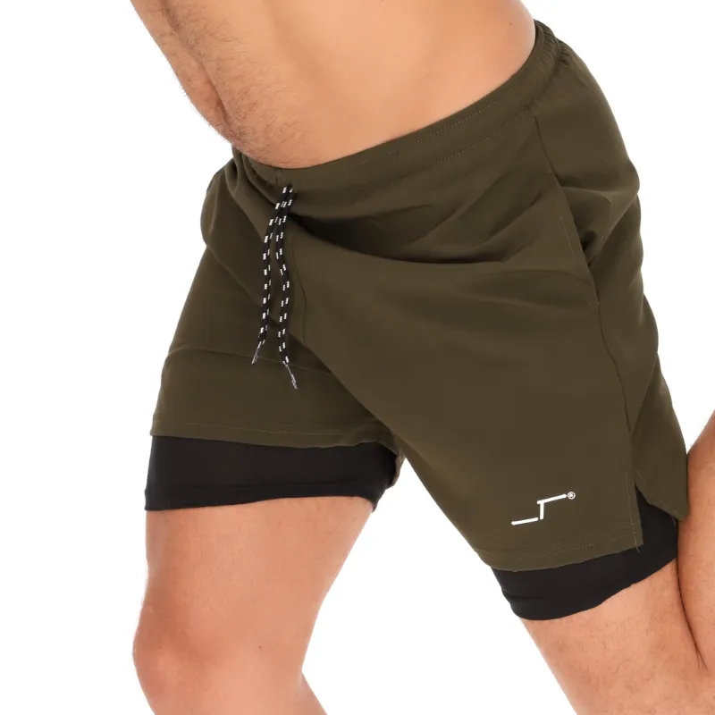 Pantalones cortos de entrenamiento para hombre en color oliva
